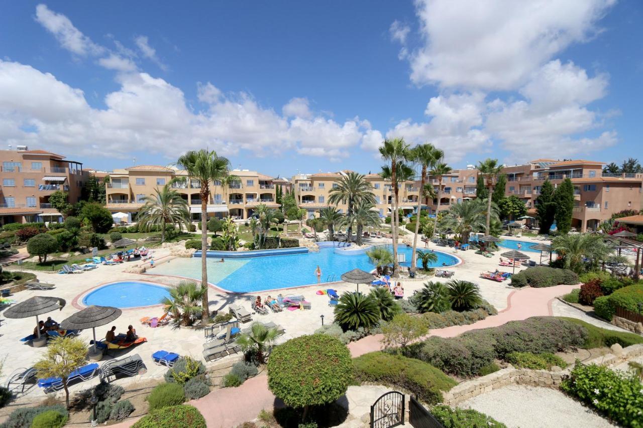 Victor Apartment Paphos Eksteriør bilde