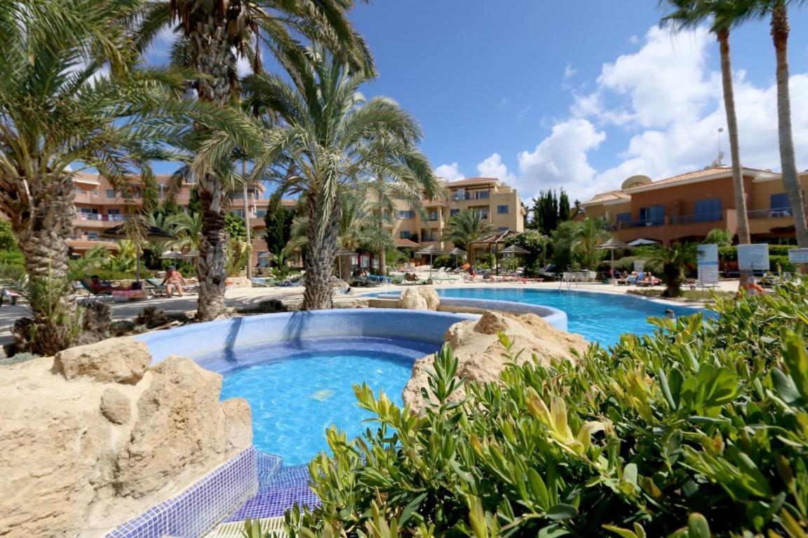 Victor Apartment Paphos Eksteriør bilde
