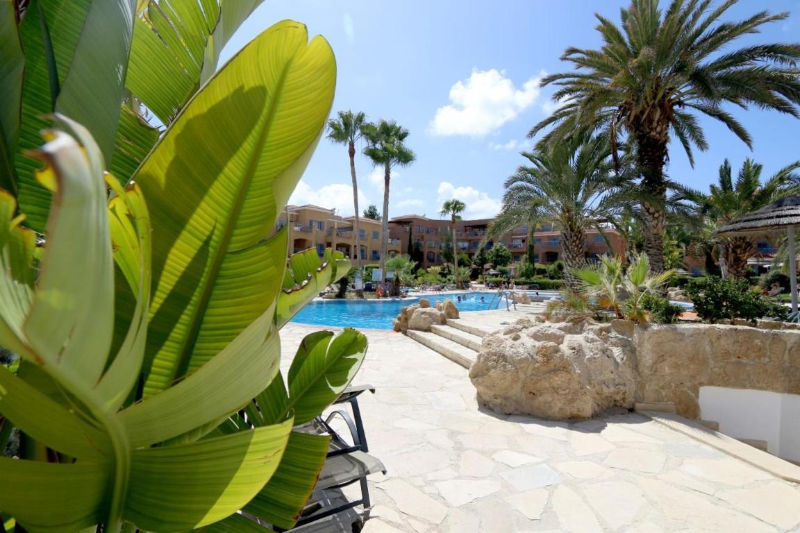 Victor Apartment Paphos Eksteriør bilde