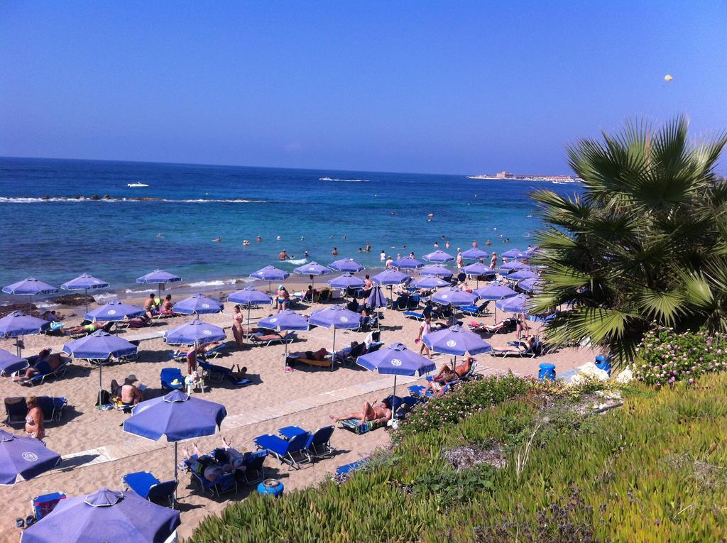 Victor Apartment Paphos Eksteriør bilde